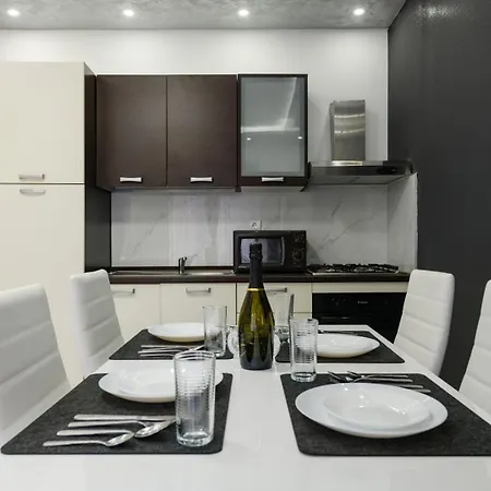 White Pool Apartmens 게스트하우스