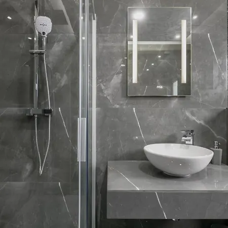 White Pool Apartmens 게스트하우스